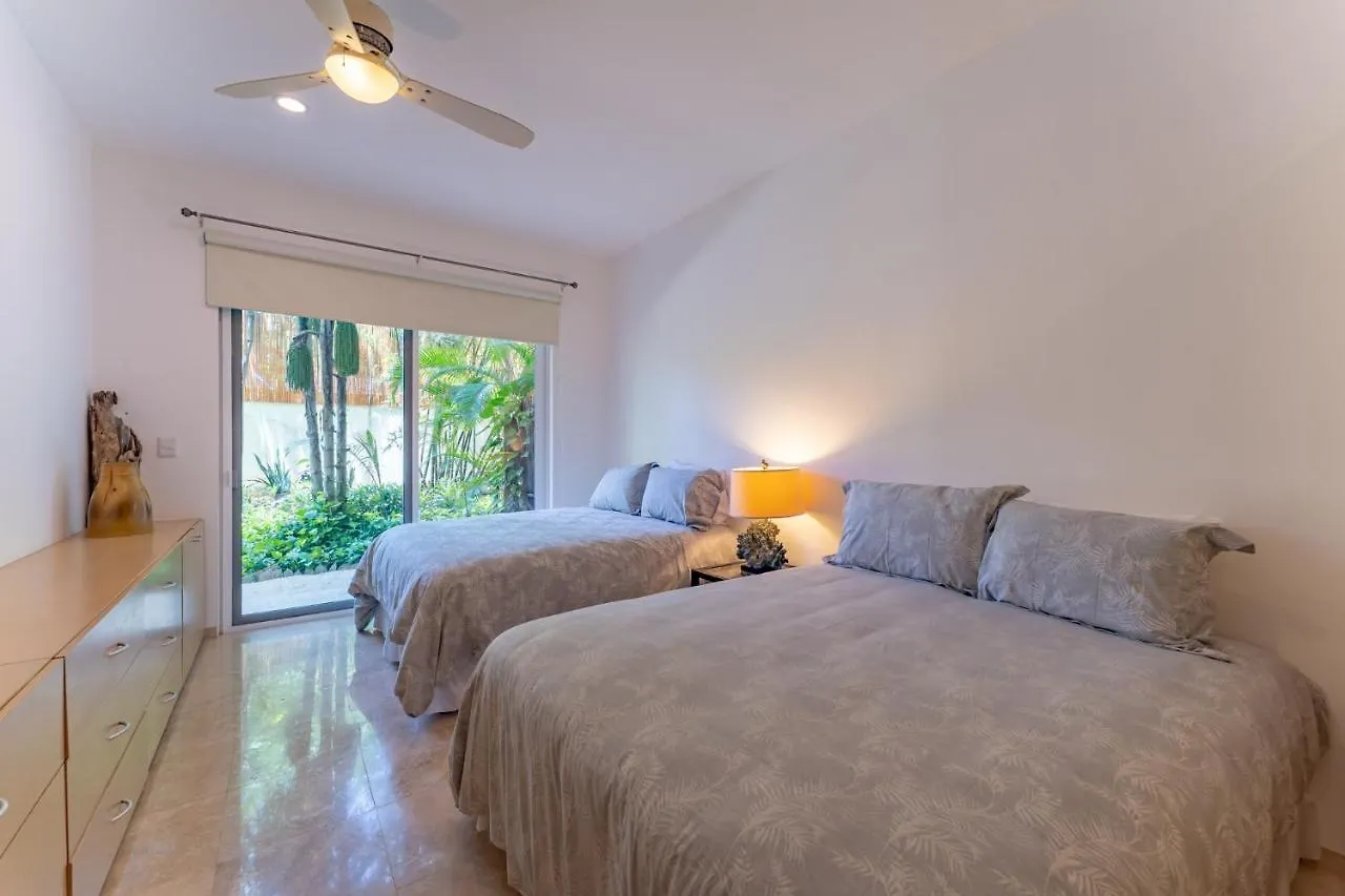 Papaya 15 Apartments Playa del Carmen Mexiko