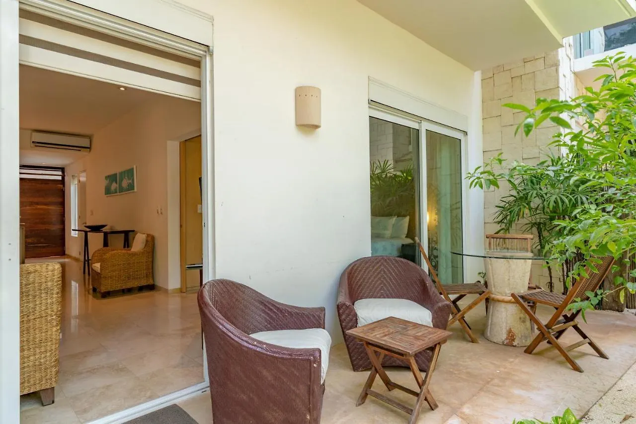 Papaya 15 Apartments Playa del Carmen Mexico