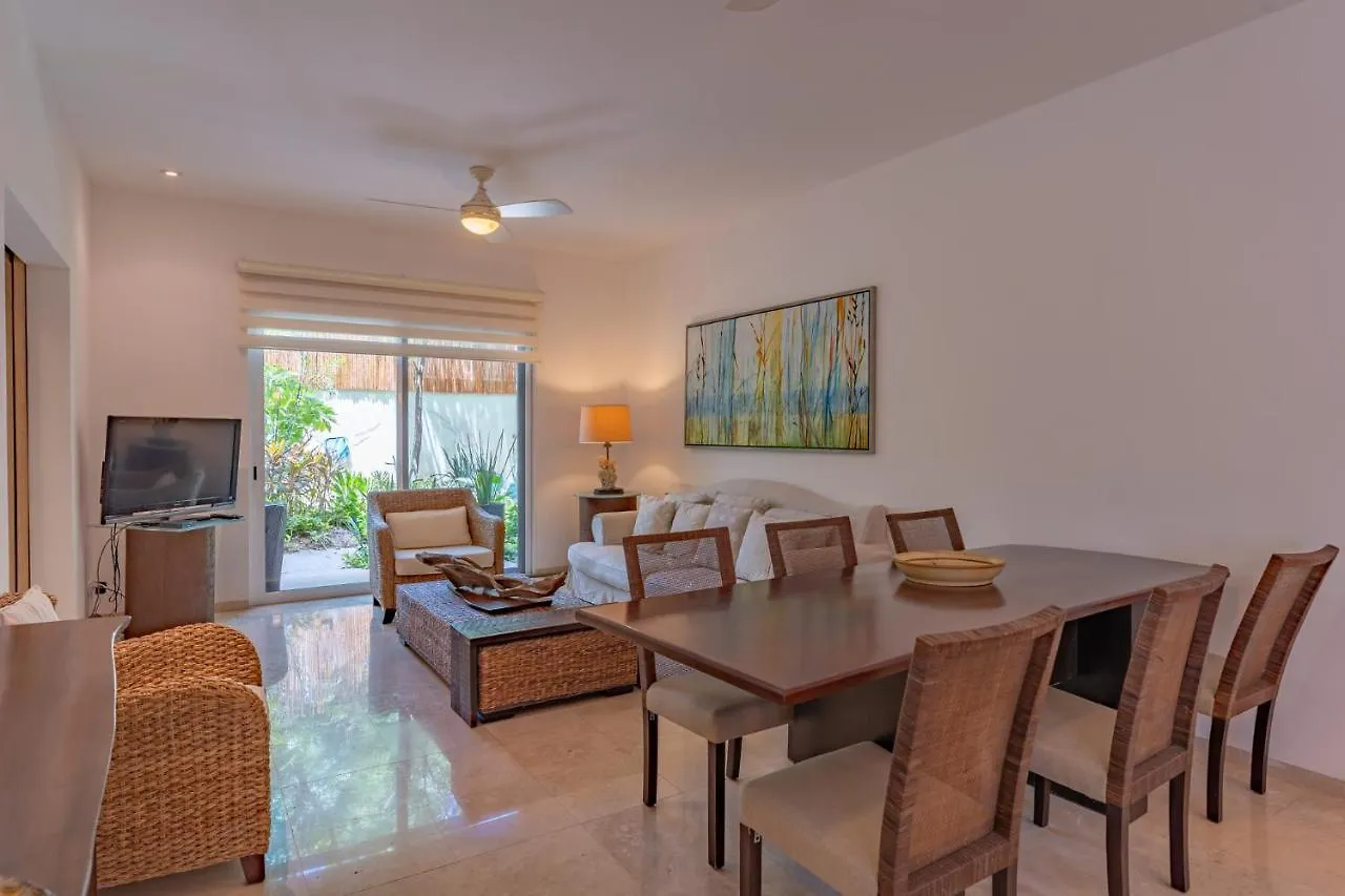 Papaya 15 Apartments Playa del Carmen 0*,